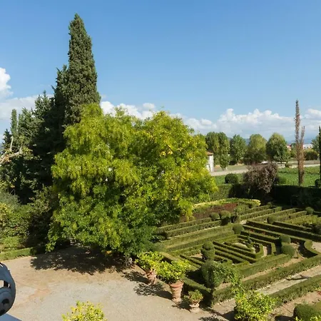 3bdrm Luxury In Tuscan Villa,private Estate, Shared Swimmingpool *